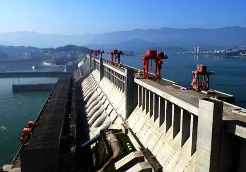 三峽水電站地電